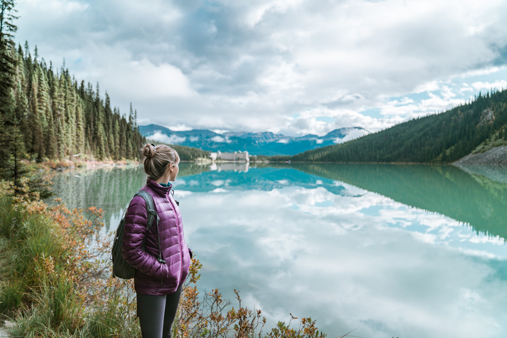 Lake Louise trail to Plain of Six Glaciers