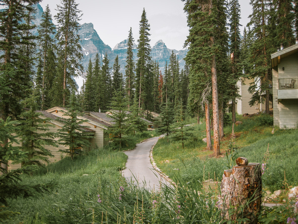 Moraine Lake Lodge cabins