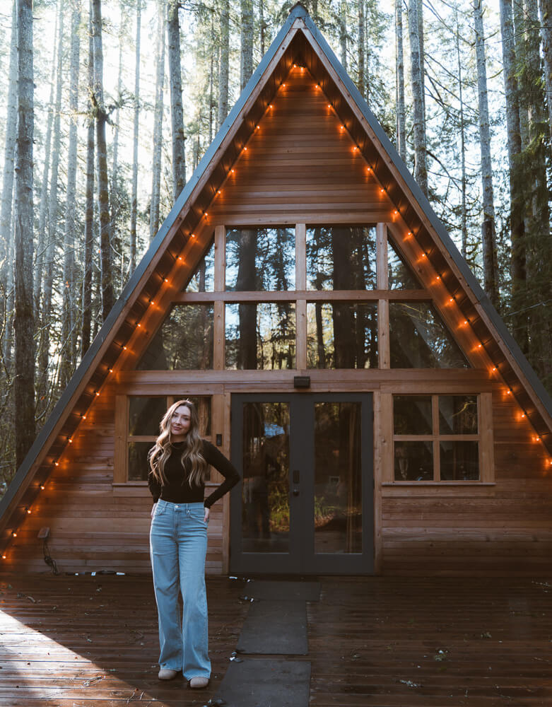 Tye Haus Airbnb A-frame cabin Stevens Pass