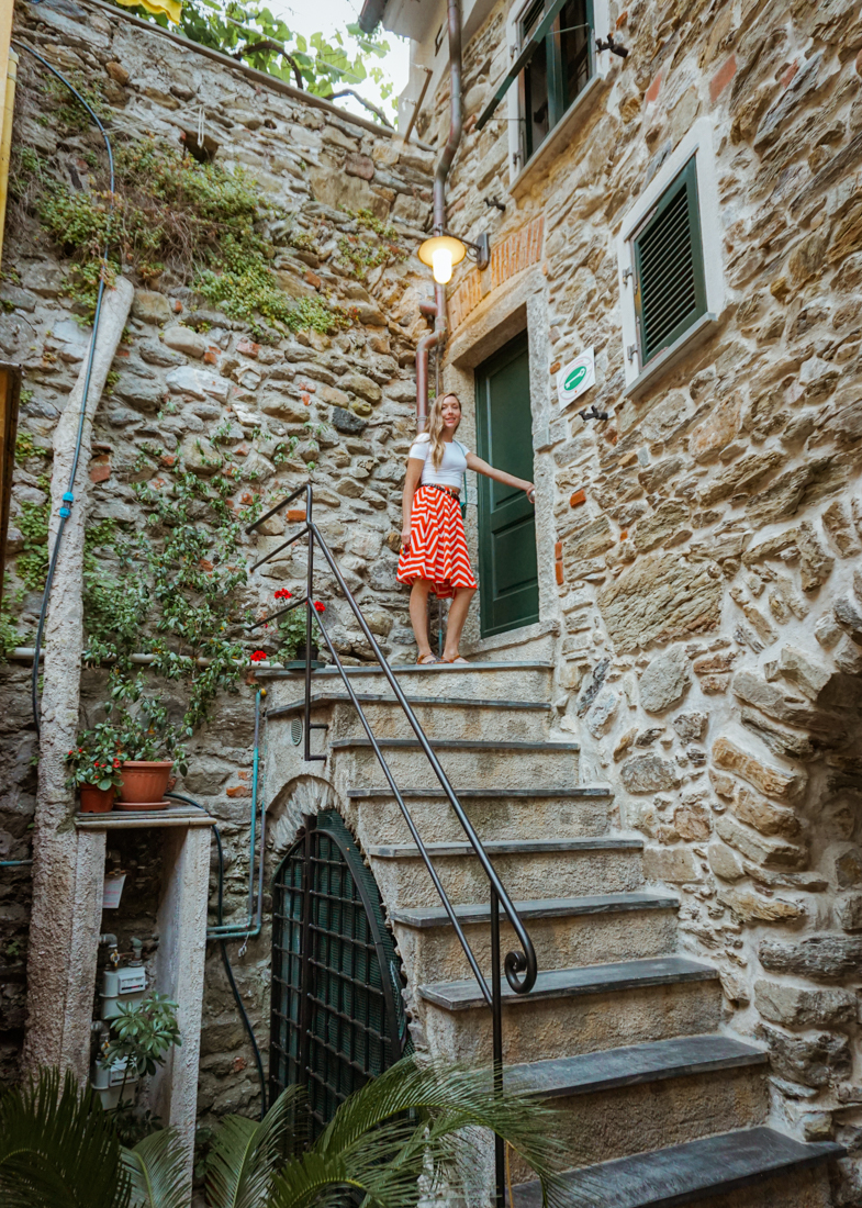 Vernazza airbnb entrance