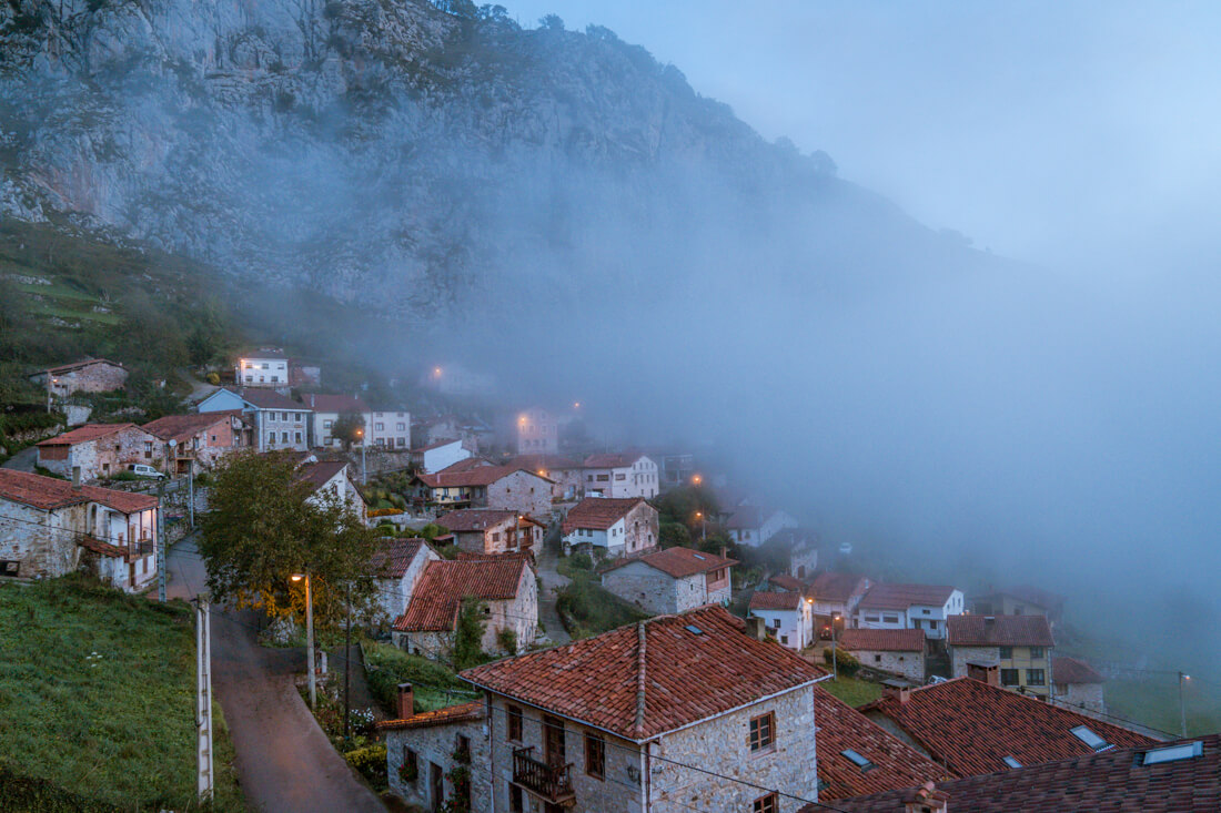 Bejes Spain foggy morning